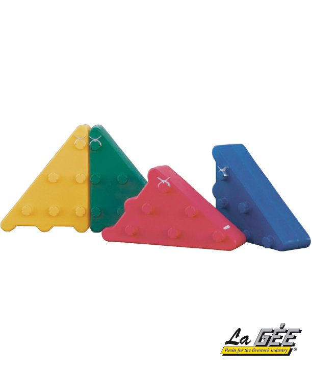 Multiblocco grande da ostacolo in resina di polietilene utilizzabile in tre dimensioni capovolgendo il triangolo
