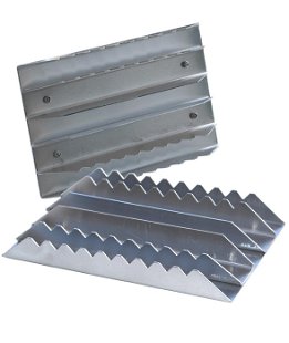Striglia piatta alluminio tipo napoletano