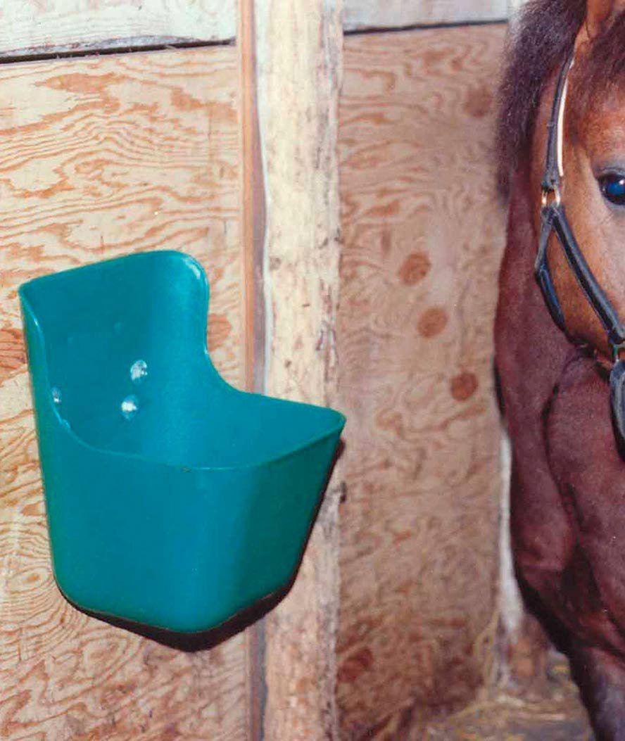 Mangiatoia da parete per box cavalli in plastica verde 11,5 lt Ok Plast - foto 2