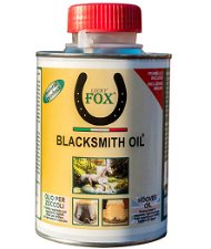 Blacksmith Oil olio per zoccoli idrata, igienizza e impedisce l'insorgere di funghi e batteri 500 ml prodotto professionale