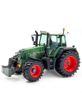 Fendt 820 Vario con pneumatici larghi