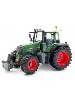 Fendt 818 Vario con pneumatici larghi