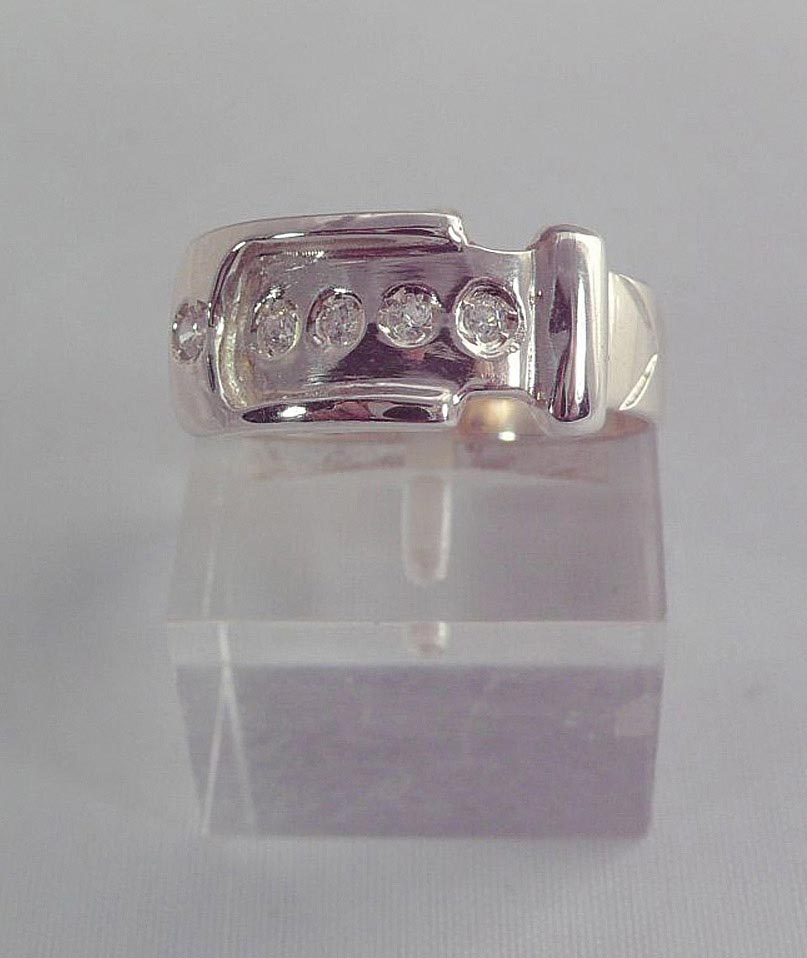 Anello cintura realizzato a mano in argento titolo 925