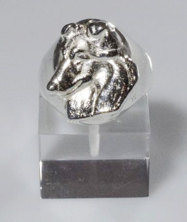 Anello chevalier grande con Collie in argento 925