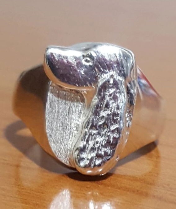 Anello chevalier grande testa Cocker inglese 3D in argento titolo 925