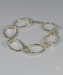 Bracciale staffe grandi argento