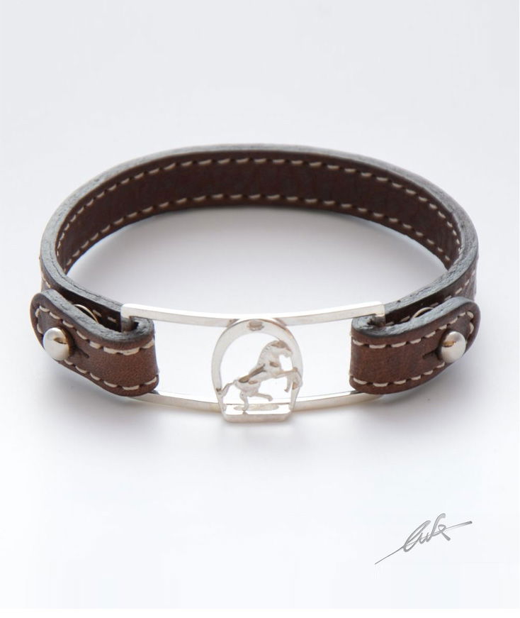 Bracciale cinturino pelle staffa con cavallino realizzato a mano in argento titolo 925