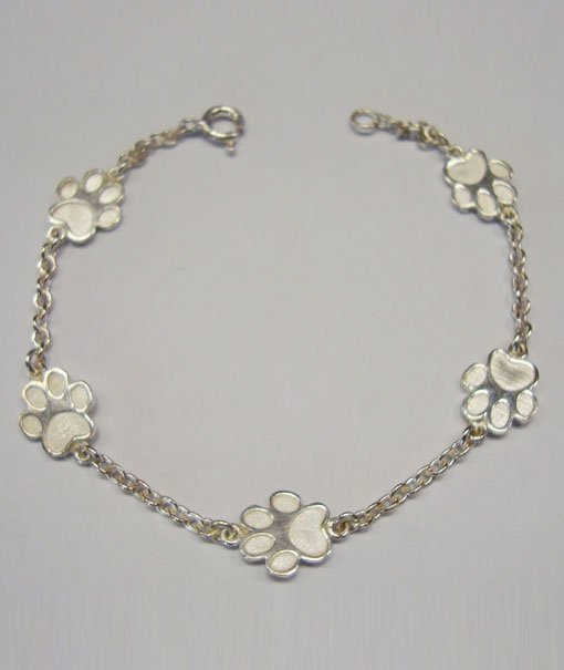 Bracciale a catena in argento con inserti fissi a forma di zampa