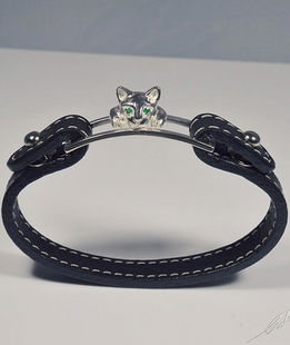 Bracciale argento testa gatto rilievo