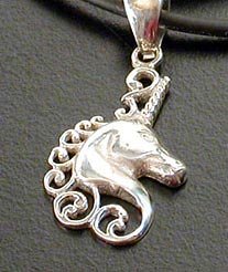 Collana con ciondolo in argento soggetto unicorno con girocollo omaggio - foto 2