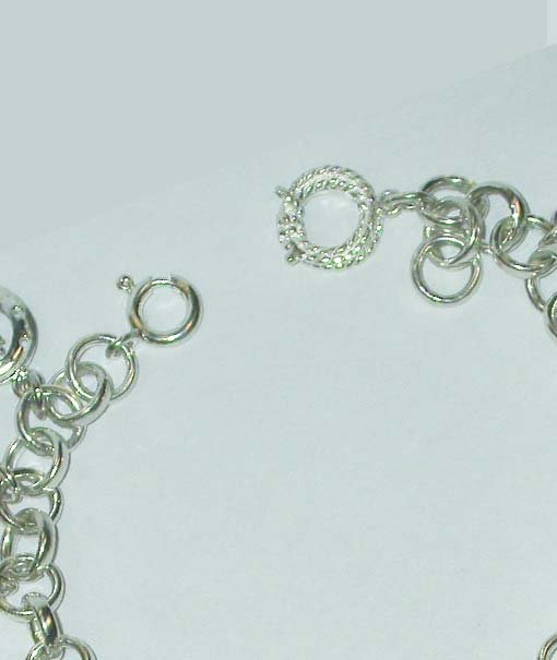 Bracciale in argento con pendenti soggetto equestre - foto 1
