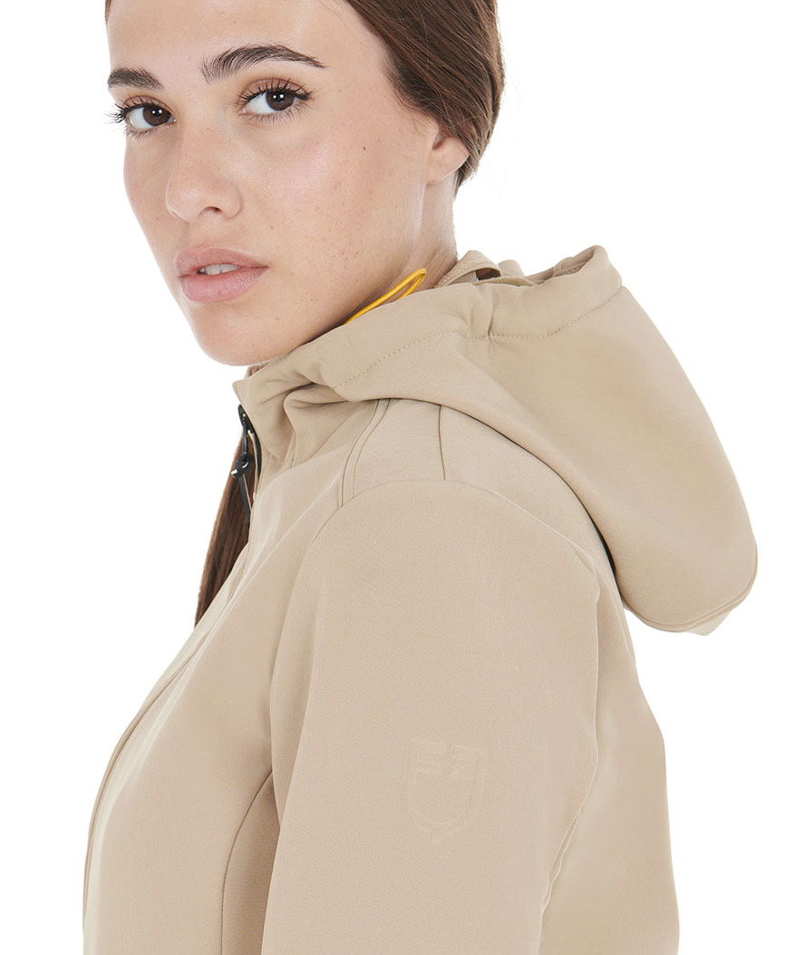 Giacca in softshell slim fit con tasche a scomparsa per donna - foto 3