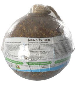 Unika balls HERBS mangime complementare ideata per apportare sali minerali nella dieta del cavallo