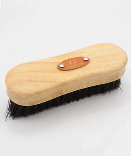 Spazzola per muso in legno con setole in crune corte e morbide