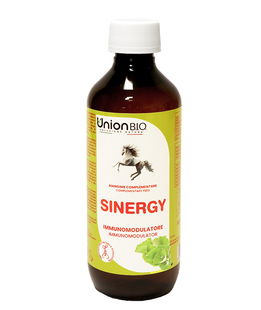 SINERGY mangime complementare multivitaminico per cavalli 200 ml